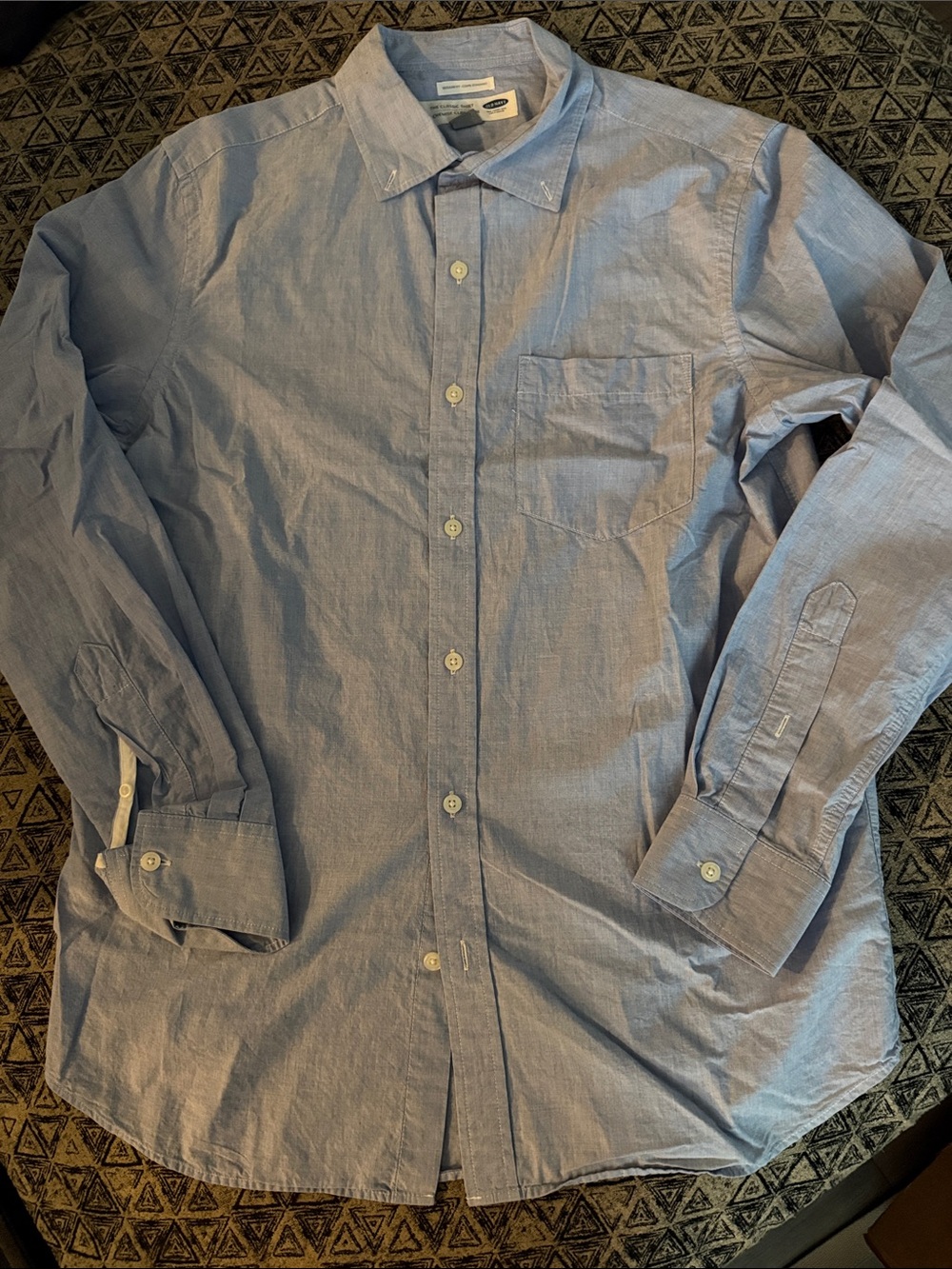 Old Navy Men's Sky Blue Casual Button-Down Shirt